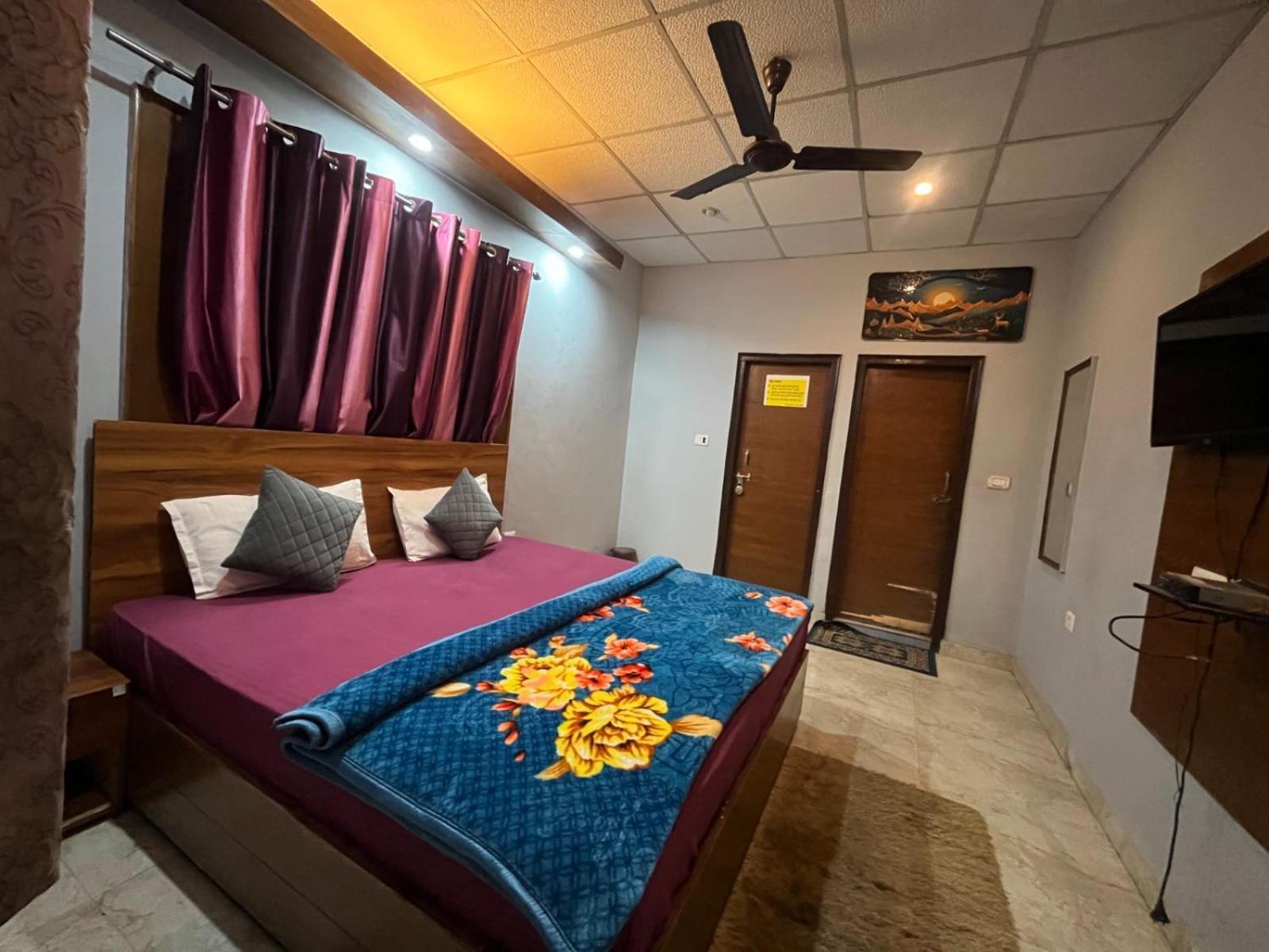 Royal Hill Inn Mussoorie Exterior foto